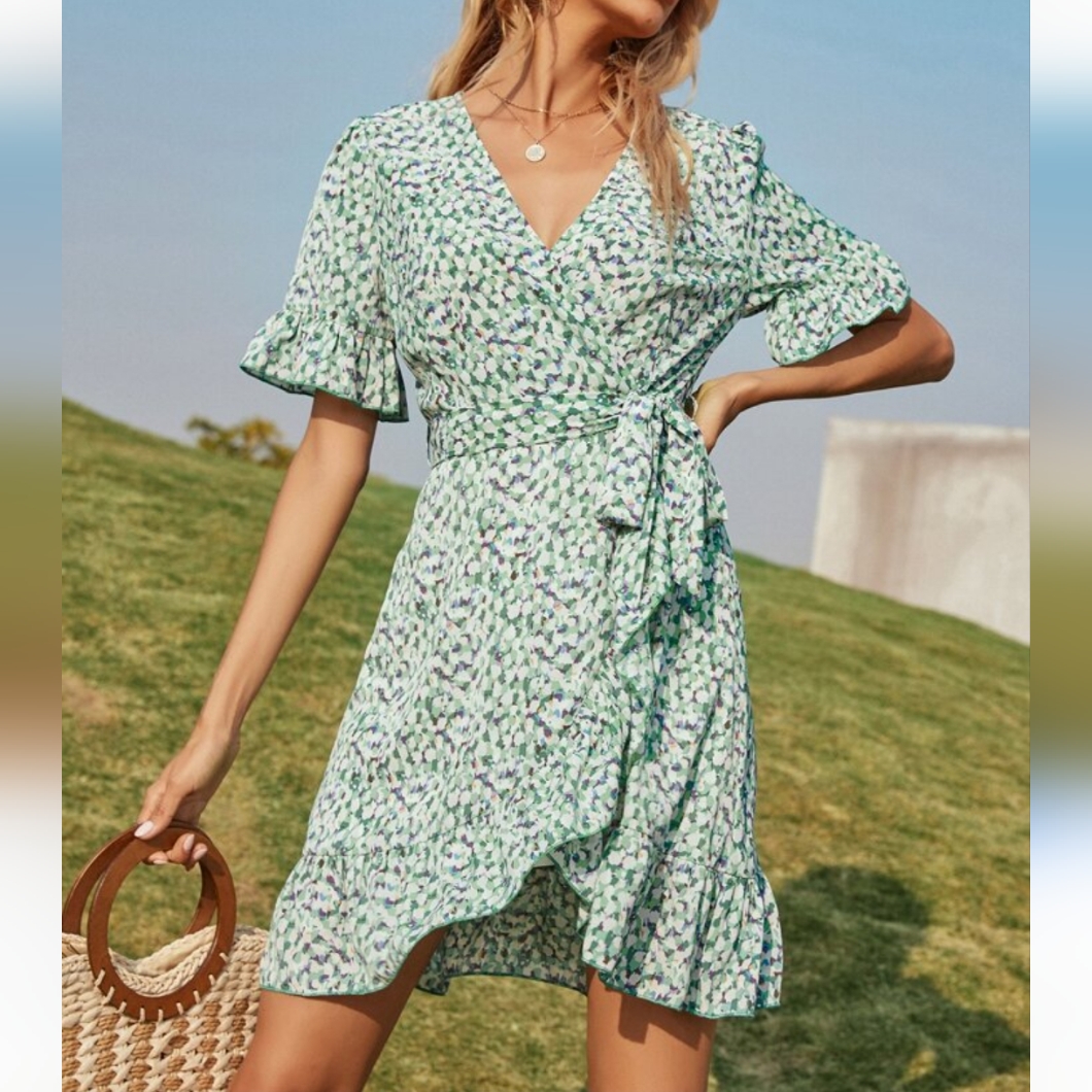 Shein Curve 2x Green Floral Ruffled Wrap Dress Wedding Guest N-1304